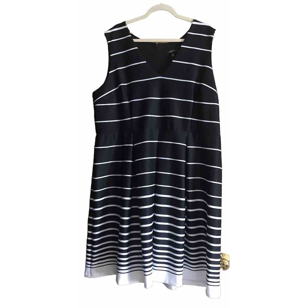 Lane Bryant Women’s 24W V-Neck Knee High Aline Striped Sleeveless Dress
